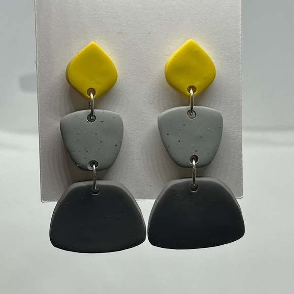 NWT Handmade Clay Earrings - Picture 2 of 10